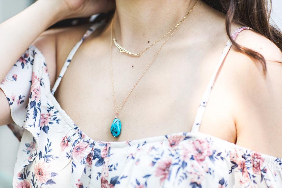 Stylish summer necklace double chained gold with turquoise pendant